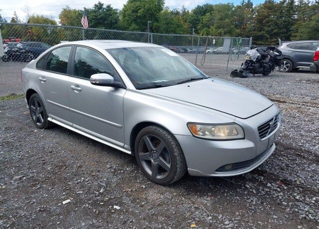 2009 VOLVO S40