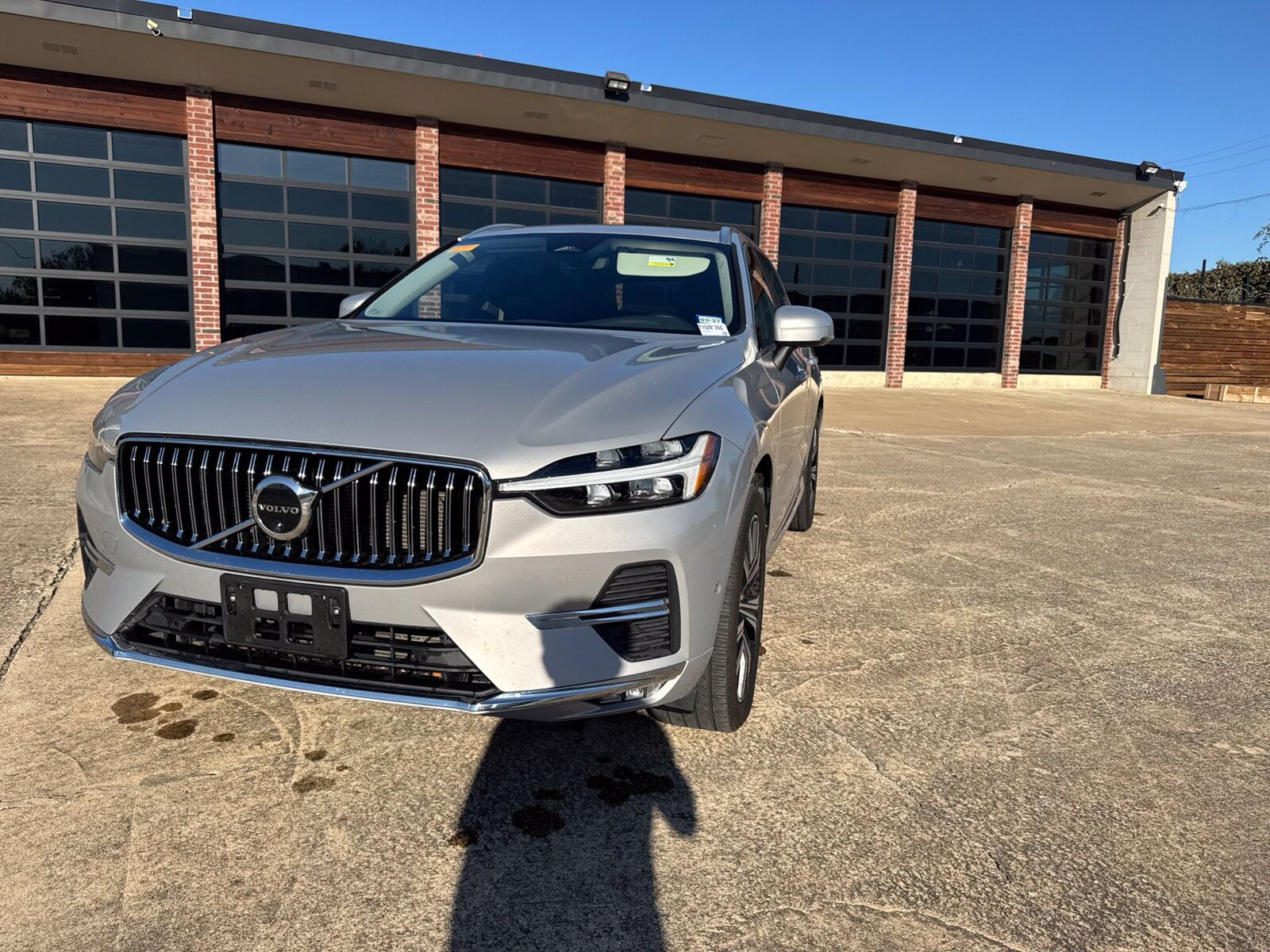 2023 VOLVO XC60