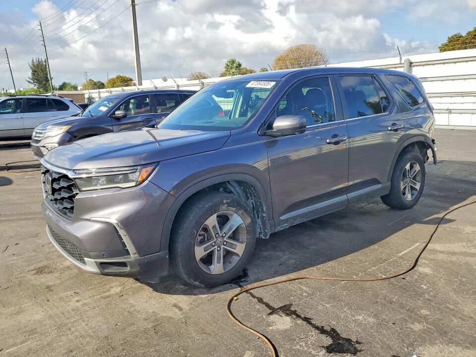 2023 HONDA Pilot