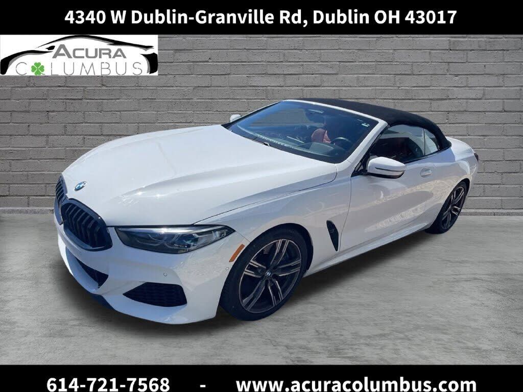 2022 BMW M8
