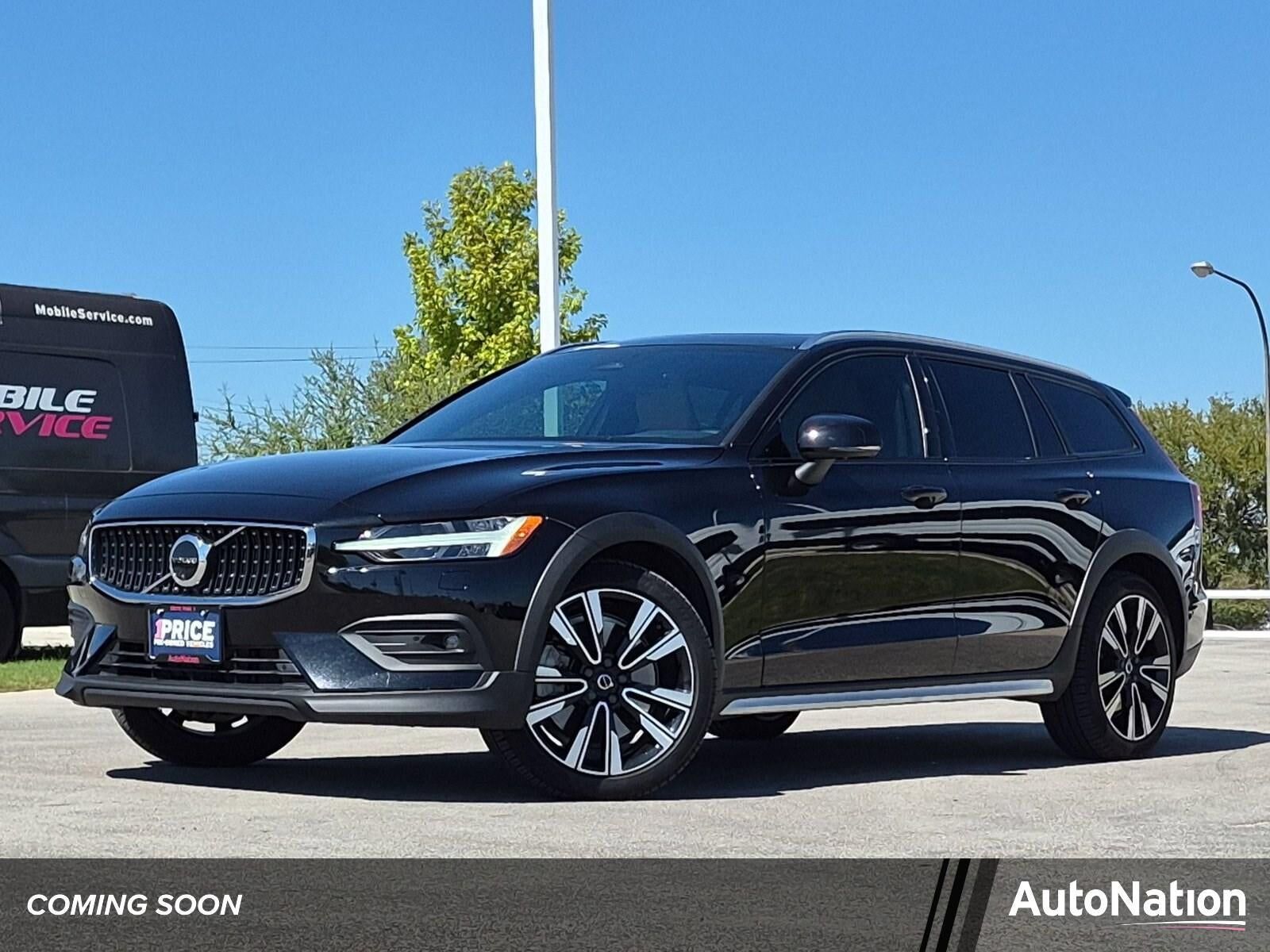 2025 VOLVO V60CC