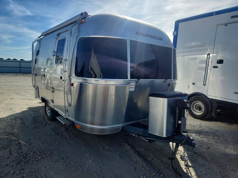 2022 AIRSTREAM Bambi / Caravel