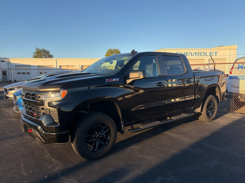 2023 CHEVROLET Silverado