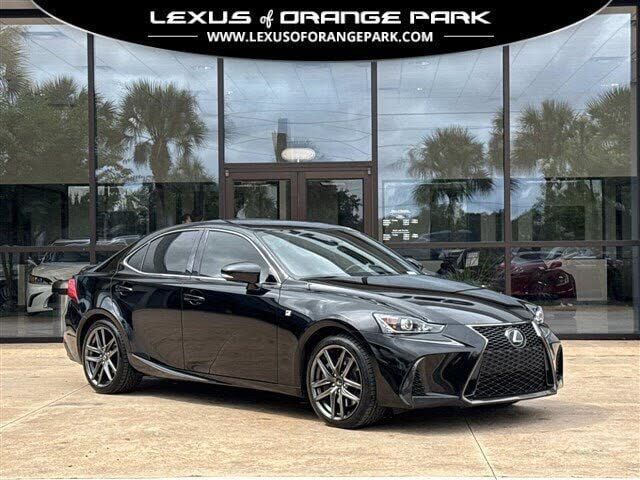 2018 LEXUS IS