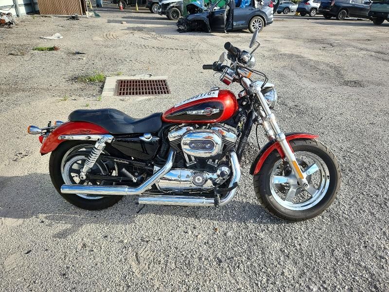 2013 HARLEY DAVIDSON 1200 Custom / 1200 Custom Anniversary
