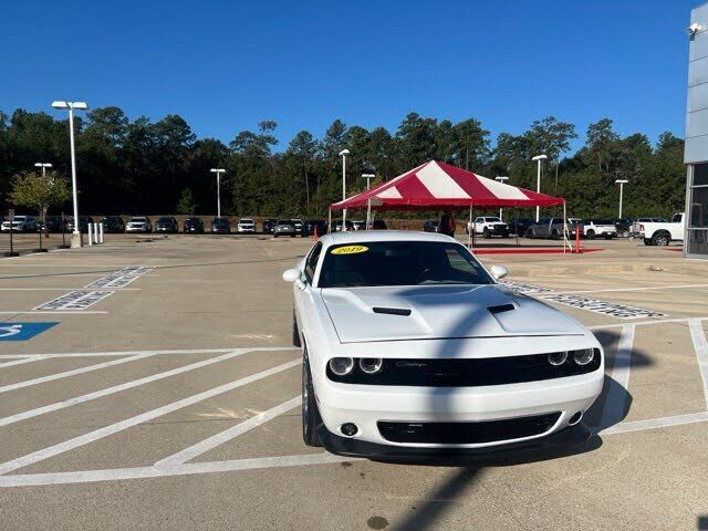 2019 DODGE Challenger