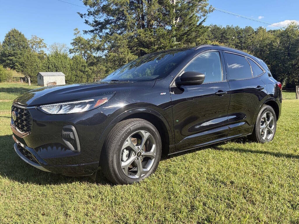 2024 FORD Escape