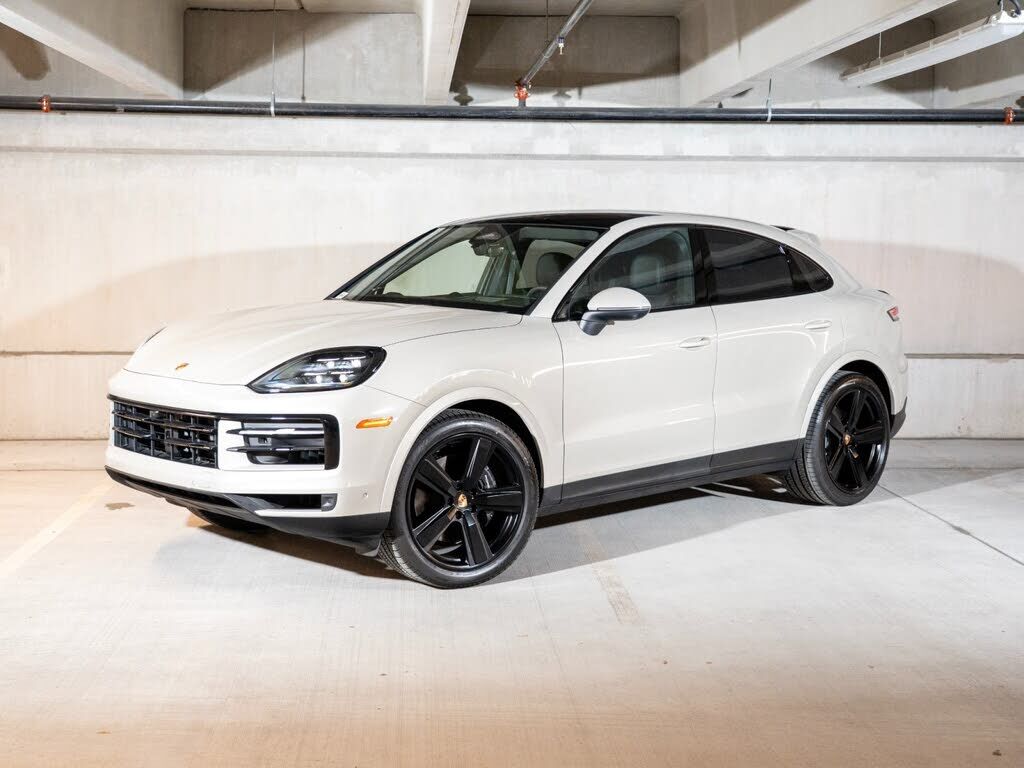 2026 PORSCHE Cayenne