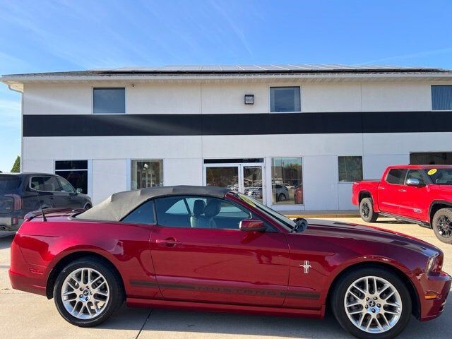2014 FORD Mustang