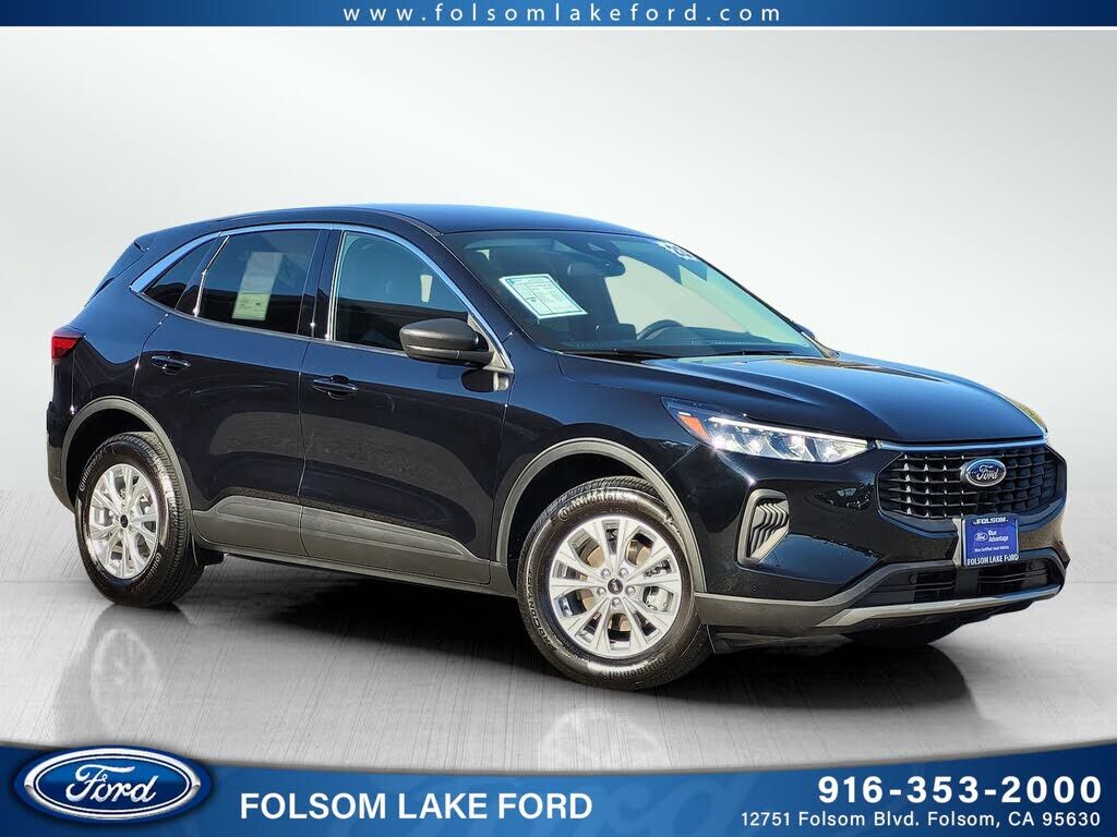 2023 FORD Escape