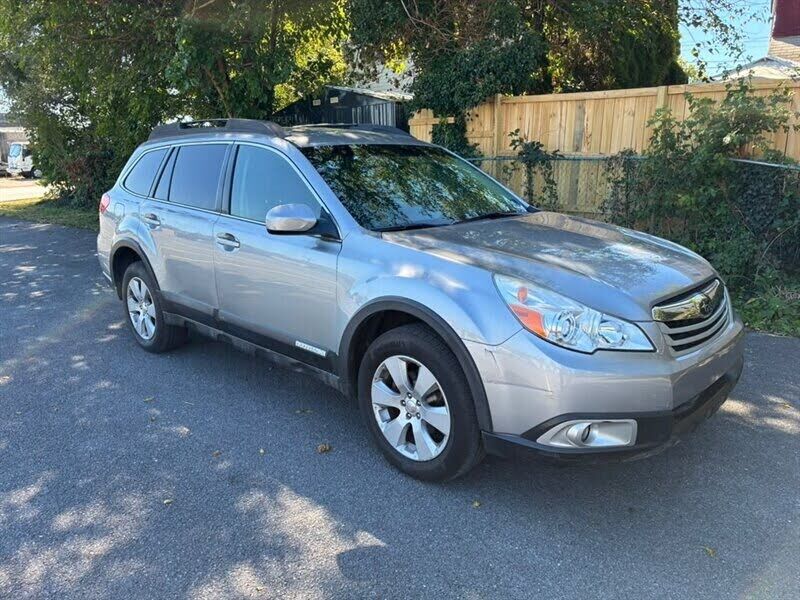2010 SUBARU Outback
