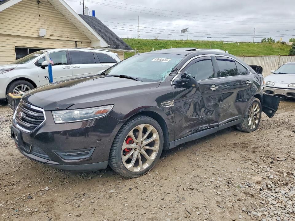 2013 FORD Taurus