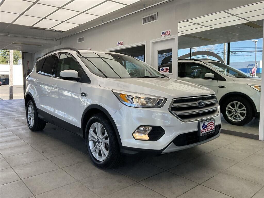 2018 FORD Escape