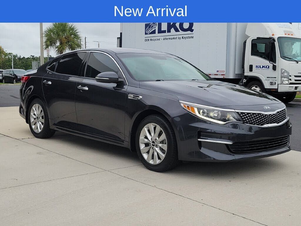 2018 KIA Optima