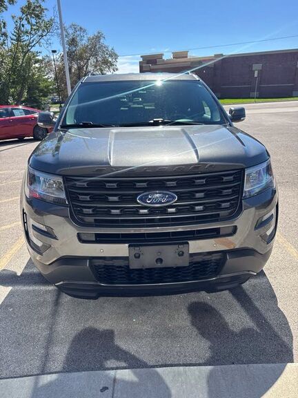 2017 FORD Explorer