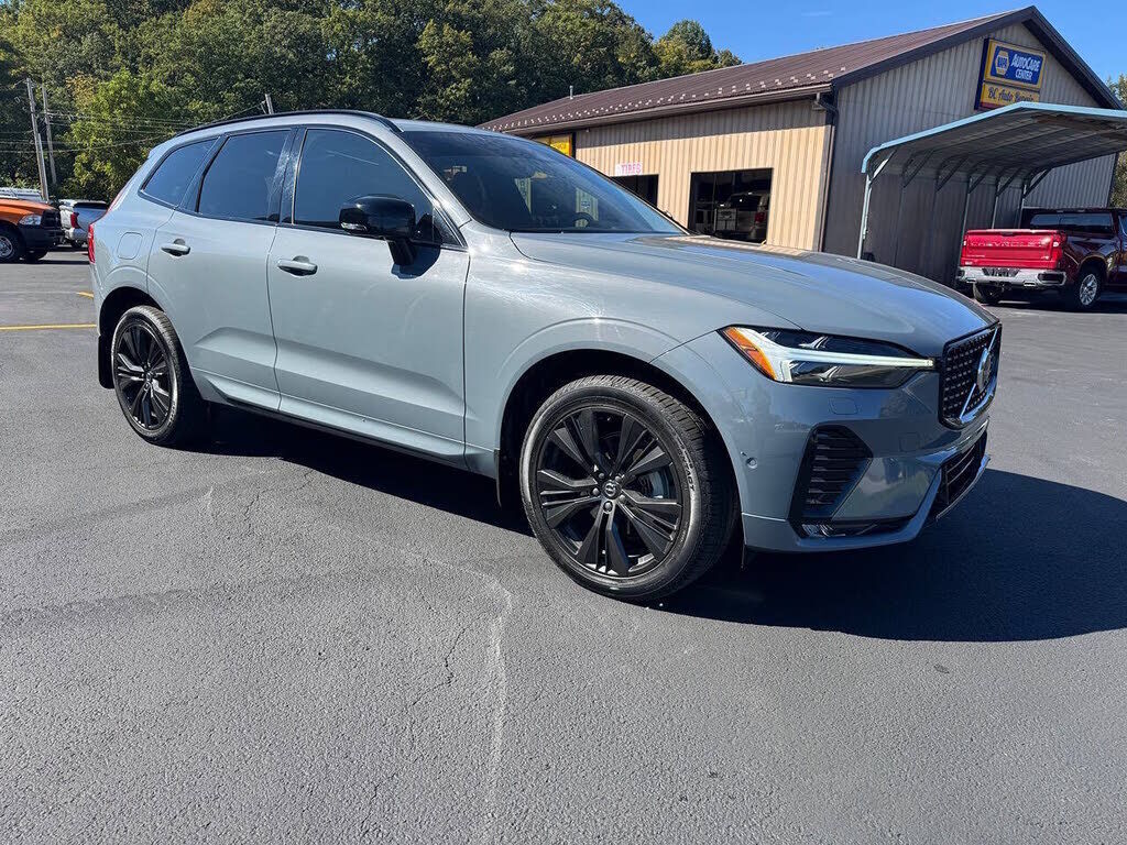 2024 VOLVO XC60