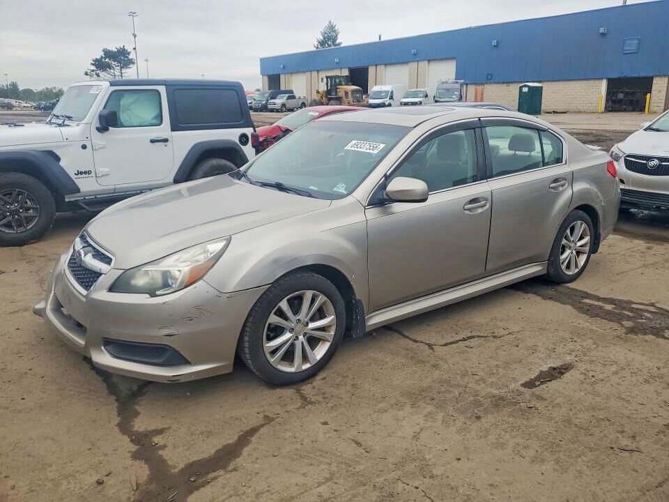 2014 SUBARU Legacy