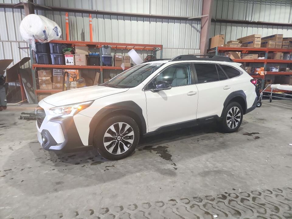 2023 SUBARU Outback