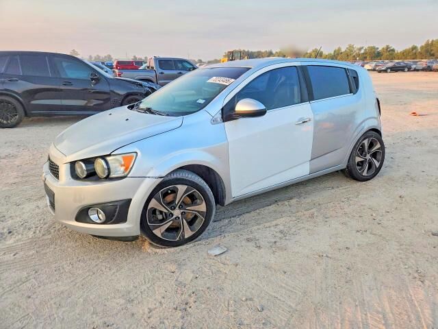 2015 CHEVROLET Sonic