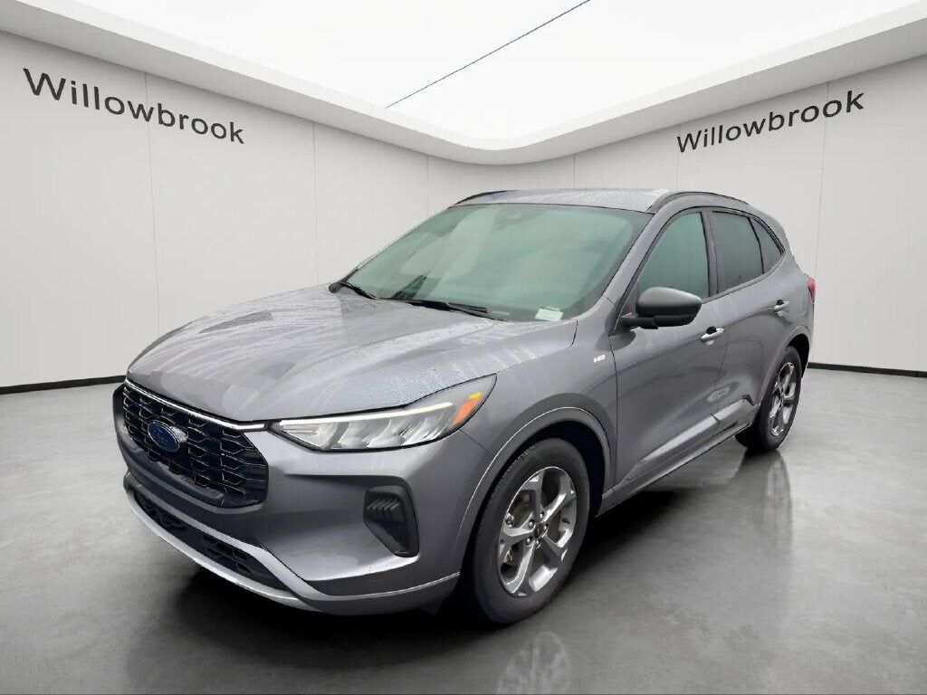 2024 FORD Escape