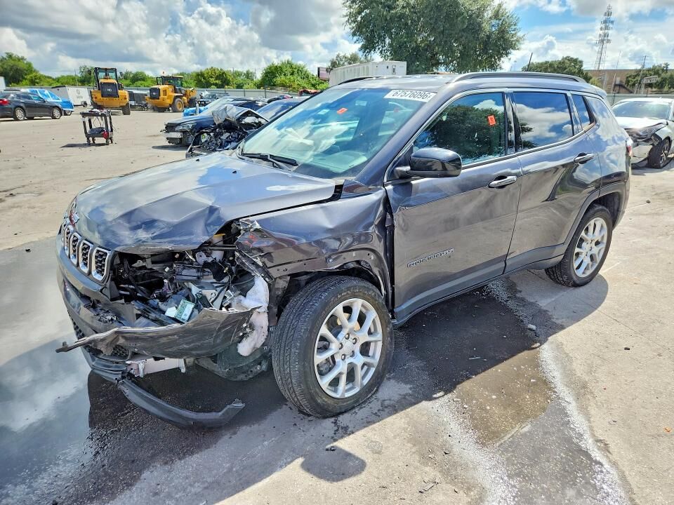 2024 JEEP Compass