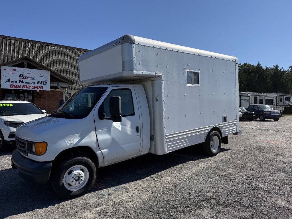 2006 FORD E-450