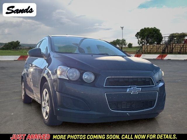 2016 CHEVROLET Sonic