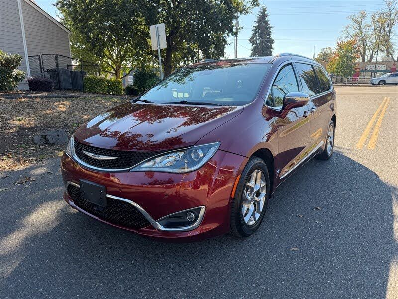 2017 CHRYSLER Pacifica