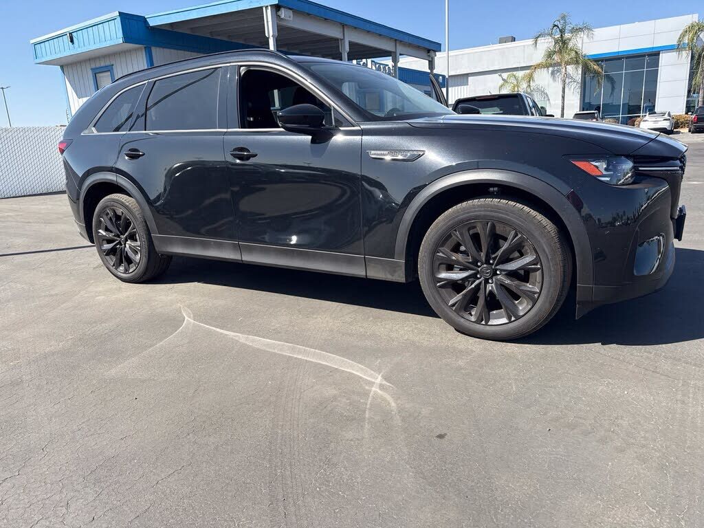 2026 MAZDA CX-90