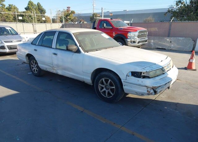 1997 FORD Crown Victoria
