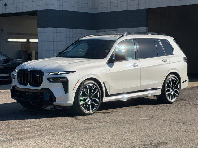 2025 BMW X7