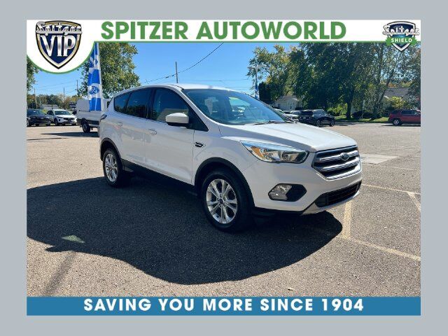 2017 FORD Escape