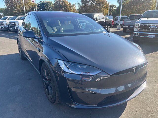 2024 TESLA Model X