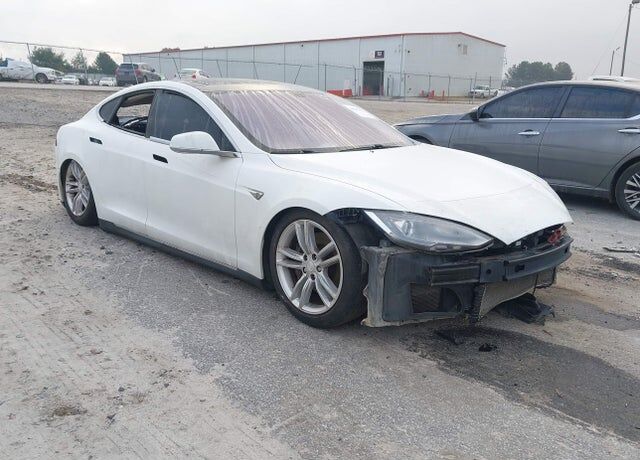 2013 TESLA Model S
