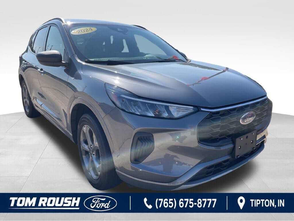 2024 FORD Escape