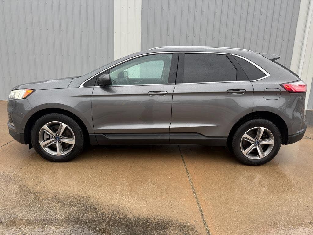 2021 FORD Edge