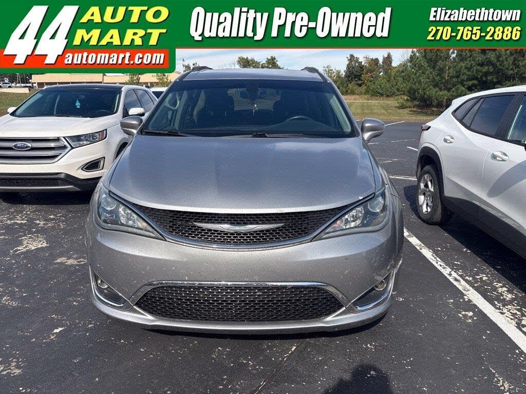 2017 CHRYSLER Pacifica