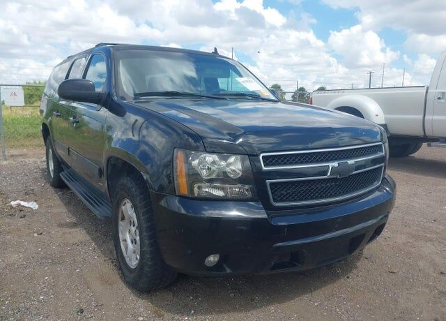 2014 CHEVROLET Suburban