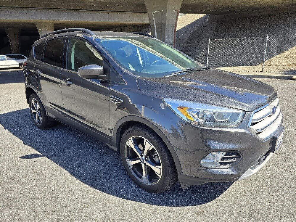 2018 FORD Escape