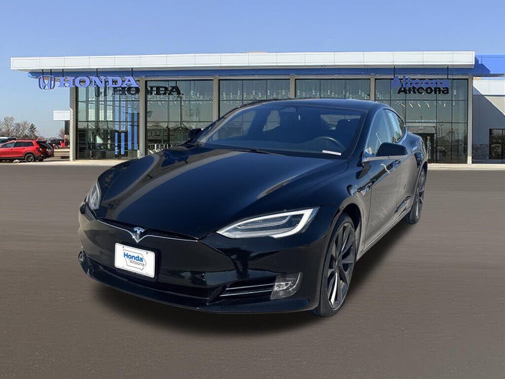 2020 TESLA Model S