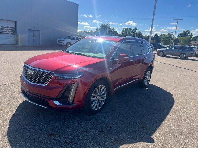 2024 CADILLAC XT6