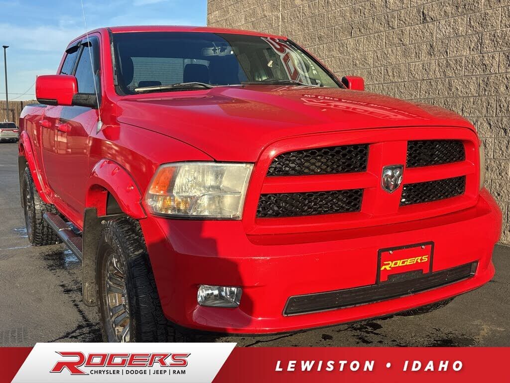 2011 DODGE Ram