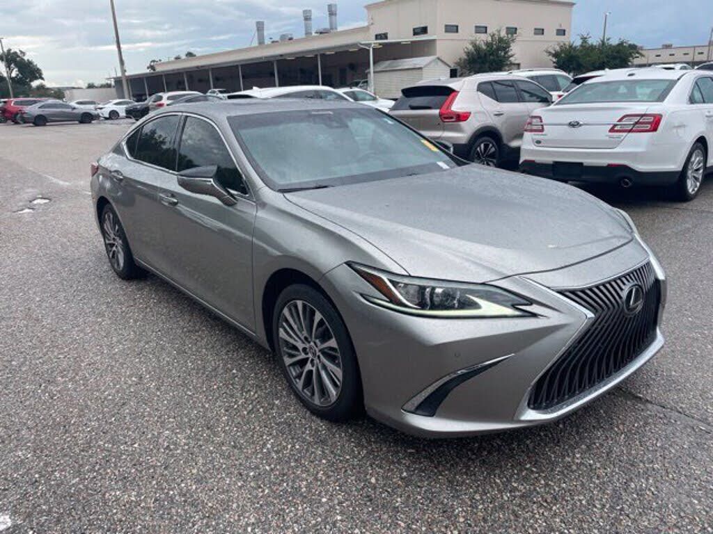 2020 LEXUS ES