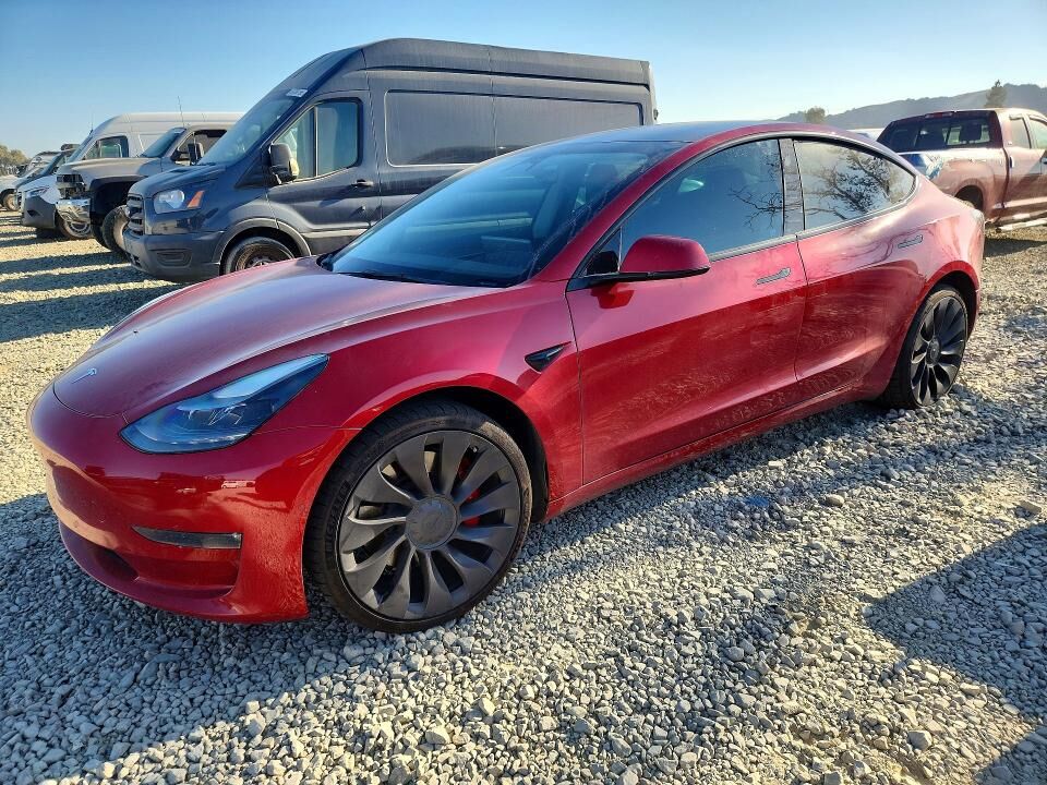 2022 TESLA Model 3