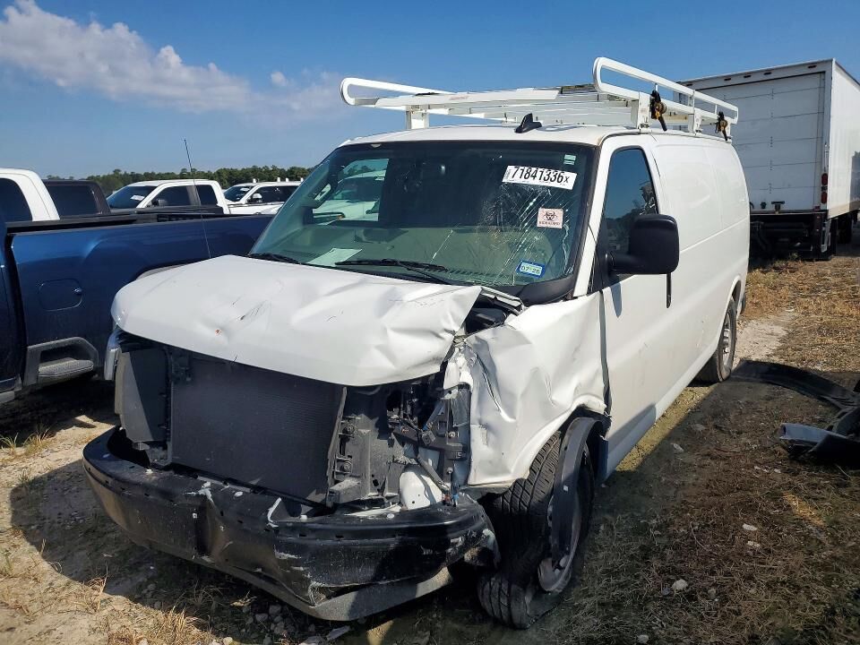2024 CHEVROLET Express