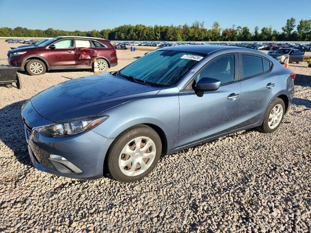 2016 MAZDA Mazda3