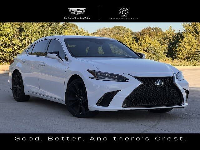 2022 LEXUS ES