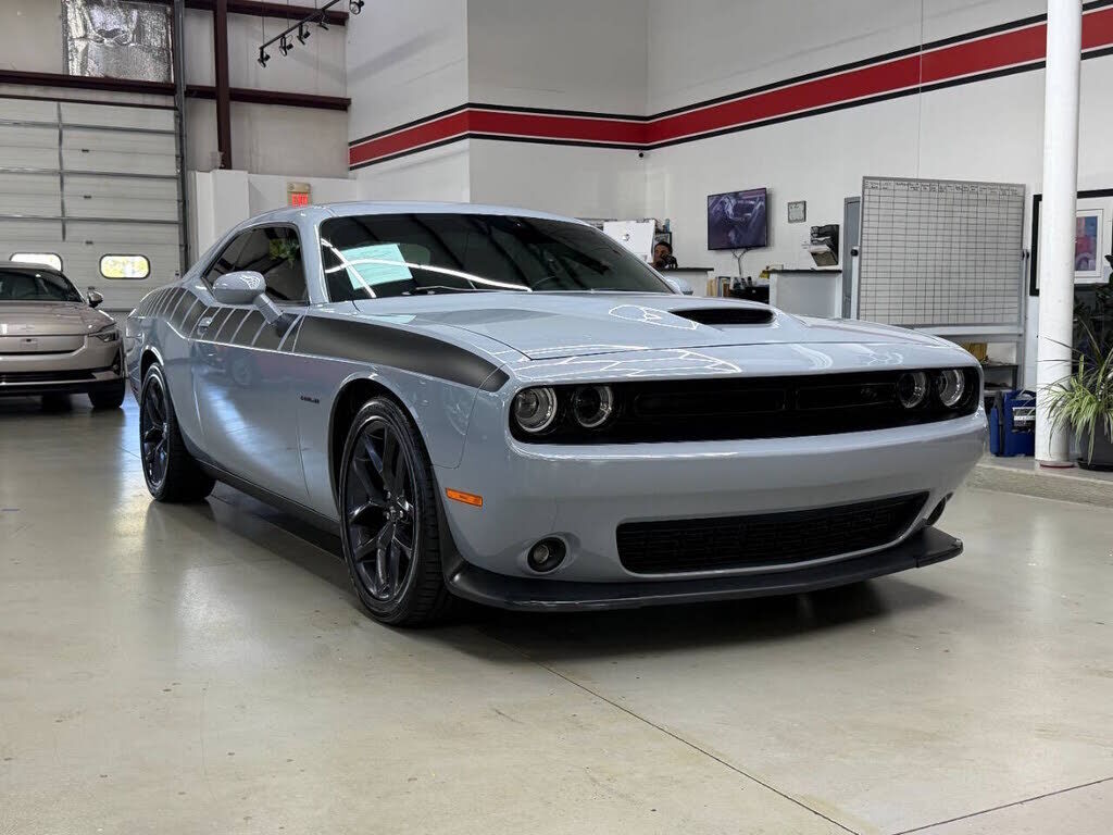 2021 DODGE Challenger
