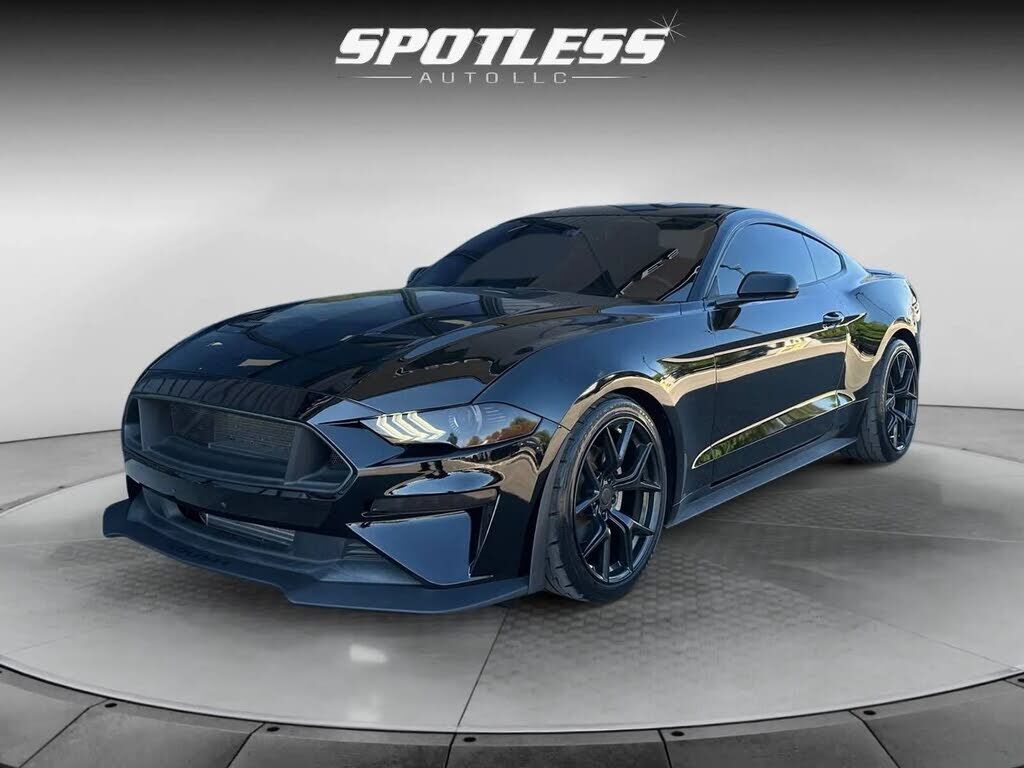 2020 FORD Mustang