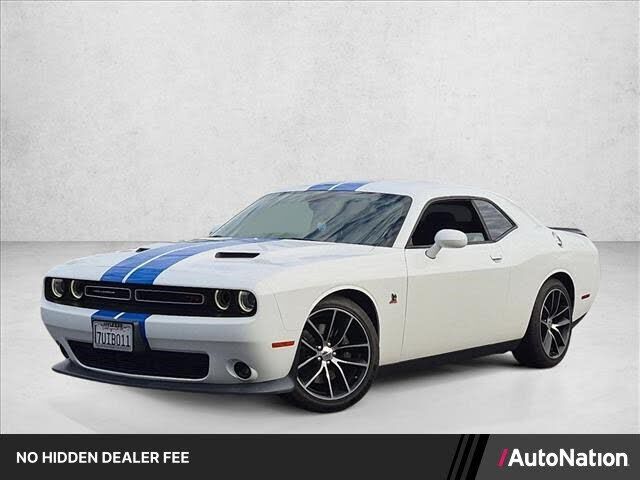 2016 DODGE Challenger